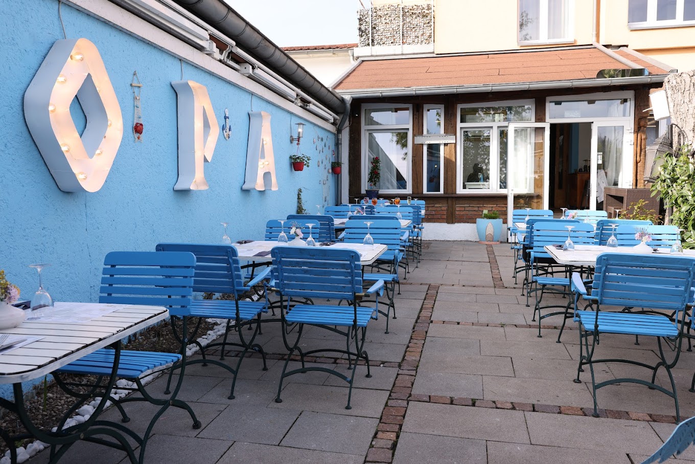Terrasse Opa Taverne